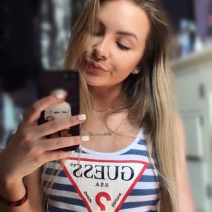 Meet your Posher, Brianne